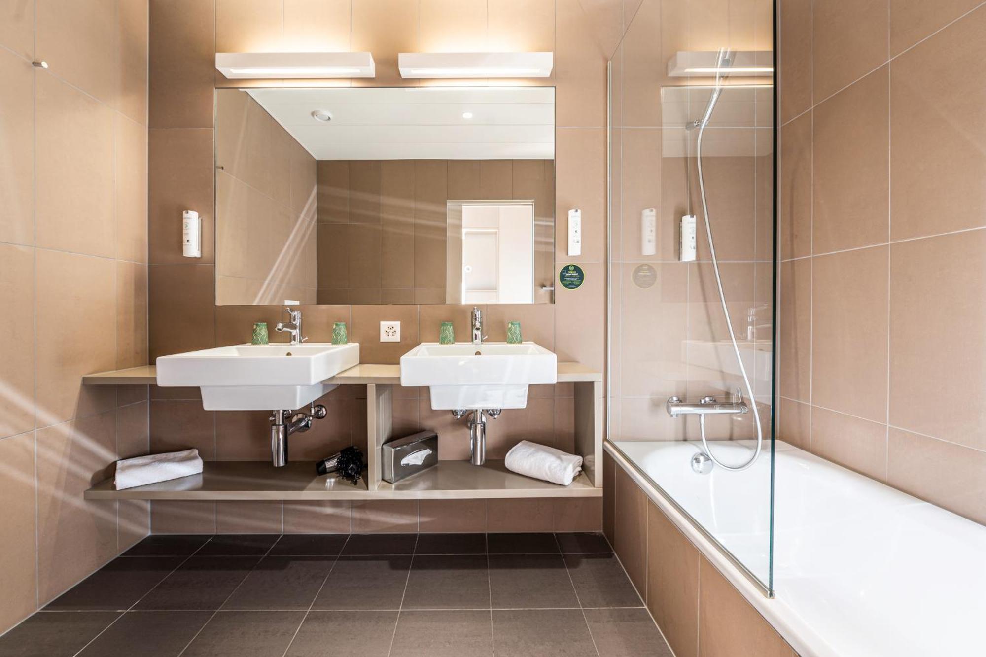 B&B Hotel Lausanne Криссье Экстерьер фото